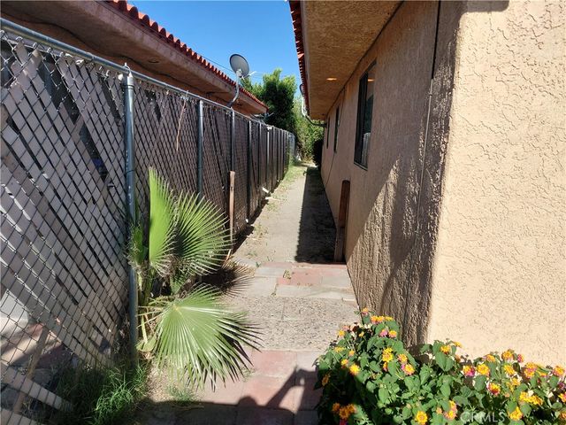 33892 Sky Blue Water, Cathedral City, CA 92234