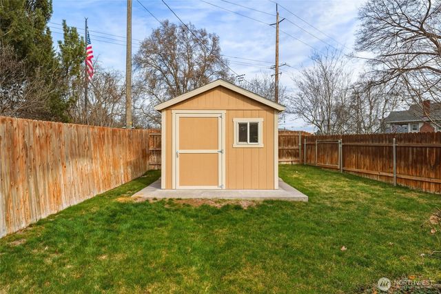 22 Costello Place, Walla Walla, WA 99362