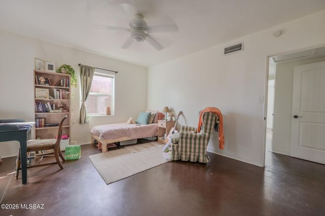 2040 N Campbell Avenue, Tucson, AZ 85719