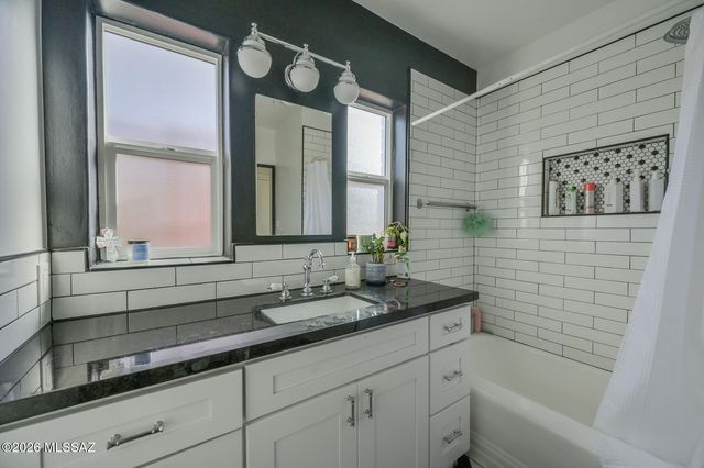 2040 N Campbell Avenue, Tucson, AZ 85719