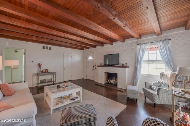 2040 N Campbell Avenue, Tucson, AZ 85719