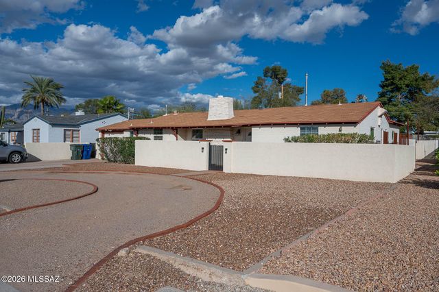 2040 N Campbell Avenue, Tucson, AZ 85719