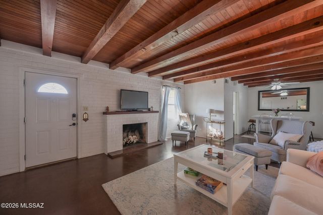 2040 N Campbell Avenue, Tucson, AZ 85719