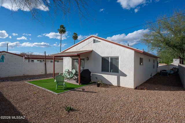 2040 N Campbell Avenue, Tucson, AZ 85719