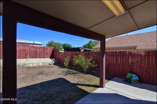 11813 DEER GRASS Circle, El Paso, TX 79936