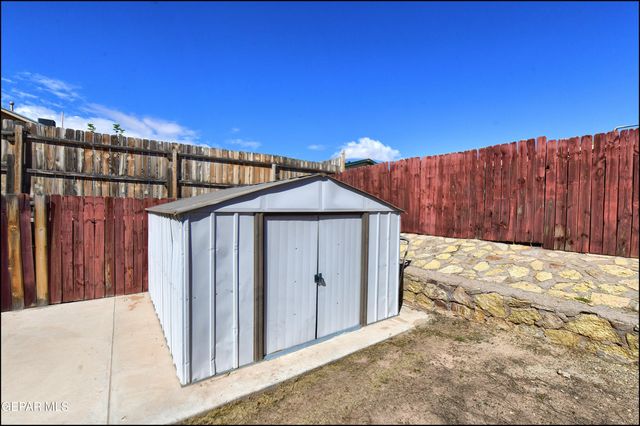 11813 DEER GRASS Circle, El Paso, TX 79936