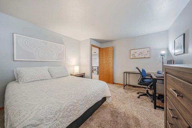 609 W 8TH STREET, Kaukauna, WI 54130