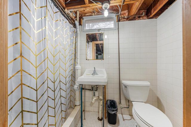 609 W 8TH STREET, Kaukauna, WI 54130