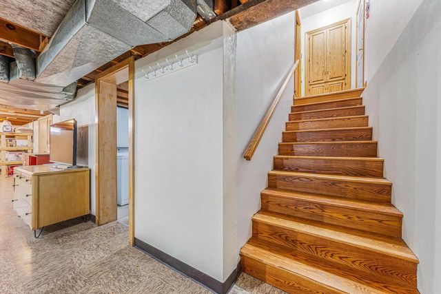 609 W 8TH STREET, Kaukauna, WI 54130