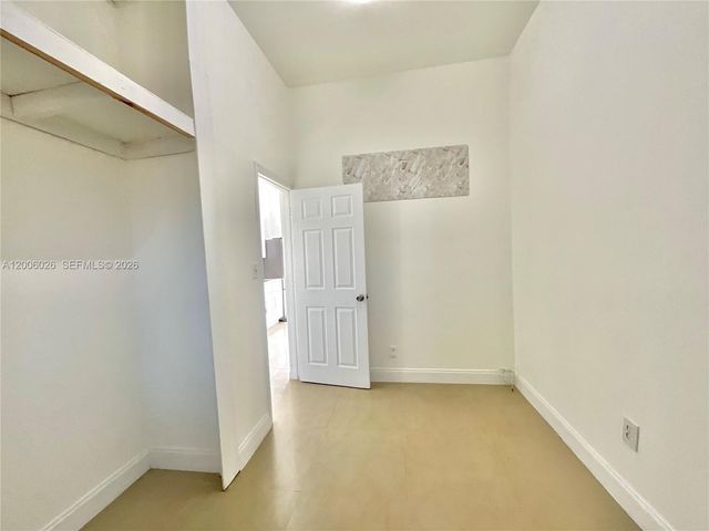 2516 Cleveland St b, Hollywood, FL 33020