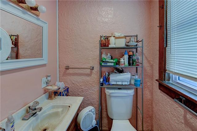 2110 Benton Boulevard, Kansas City, MO 64127