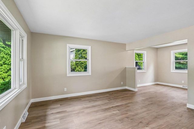 1625 N Page Street, Stoughton, WI 53589