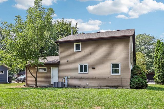 1625 N Page Street, Stoughton, WI 53589