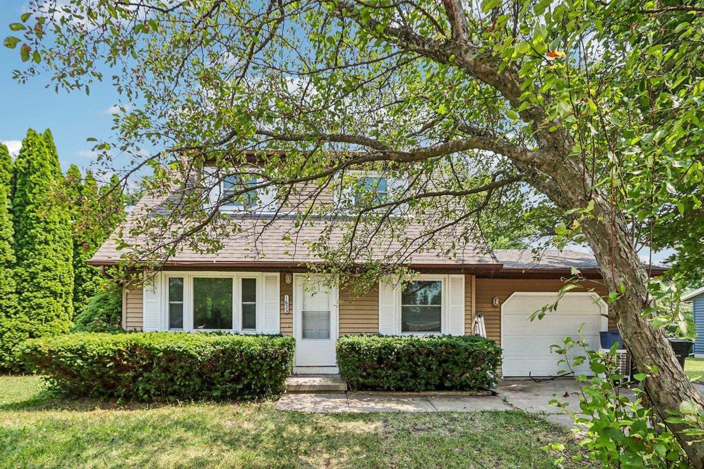 1625 N Page Street, Stoughton, WI 53589
