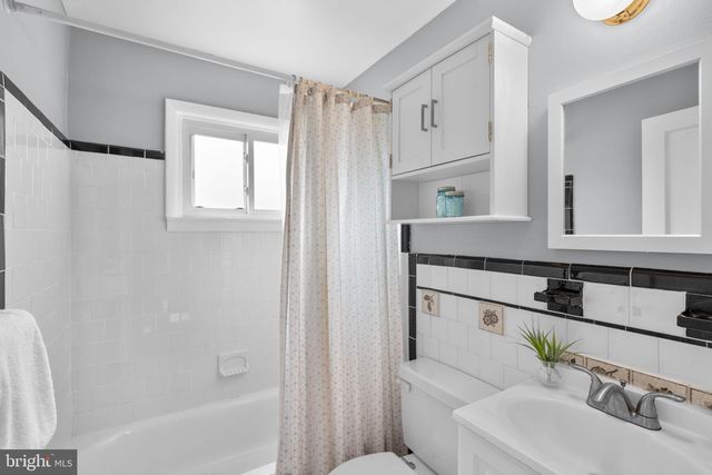 1057 ELM RD, Halethorpe, MD 21227