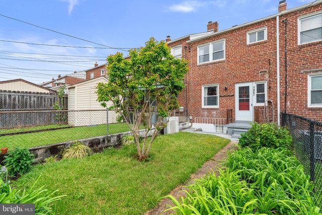 1057 ELM RD, Halethorpe, MD 21227