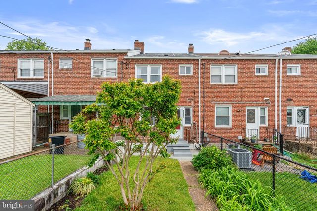 1057 ELM RD, Halethorpe, MD 21227