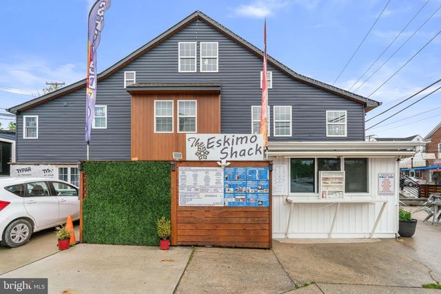 1057 ELM RD, Halethorpe, MD 21227