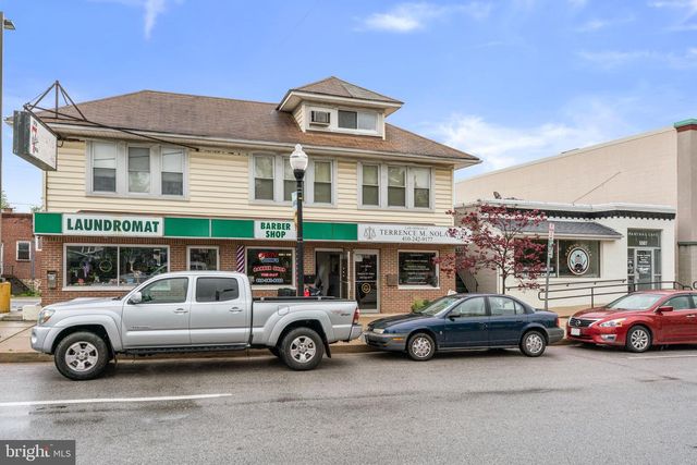 1057 ELM RD, Halethorpe, MD 21227