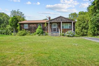 92 Benoit St, Westport, MA 02790