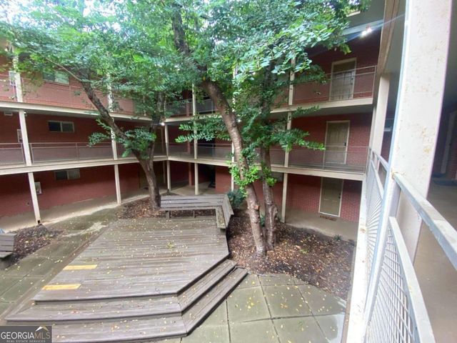 250 Little Street B105, Athens, GA 30605