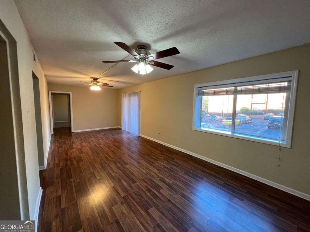 250 Little Street B105, Athens, GA 30605