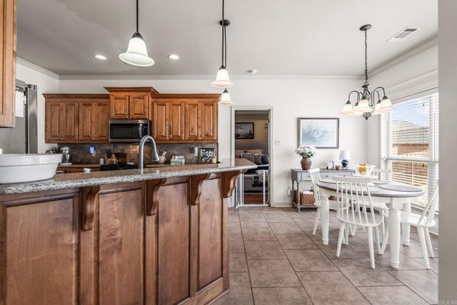 245 Summit Valley Circle, Maumelle, AR 72113
