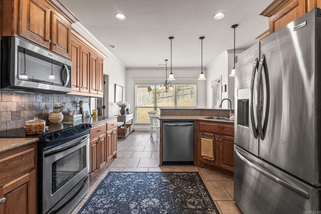 245 Summit Valley Circle, Maumelle, AR 72113