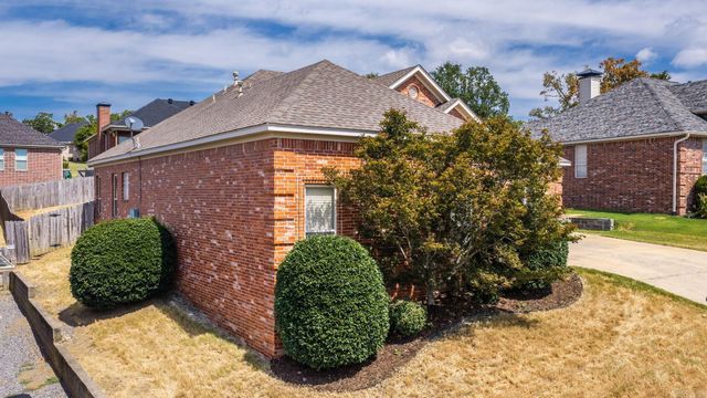 245 Summit Valley Circle, Maumelle, AR 72113