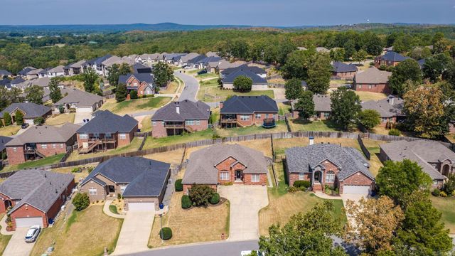 245 Summit Valley Circle, Maumelle, AR 72113
