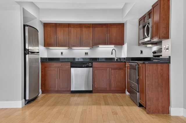 1600 Beacon St 1009, Brookline, MA 02446