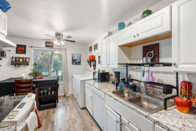 4604 Neil Road APT 164, Reno, NV 89502