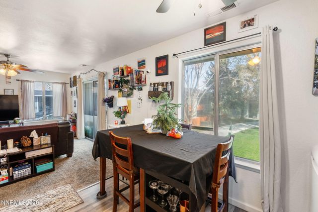 4604 Neil Road APT 164, Reno, NV 89502