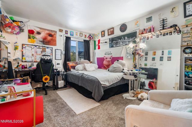 4604 Neil Road APT 164, Reno, NV 89502