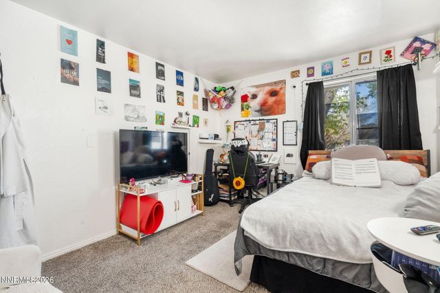 4604 Neil Road APT 164, Reno, NV 89502