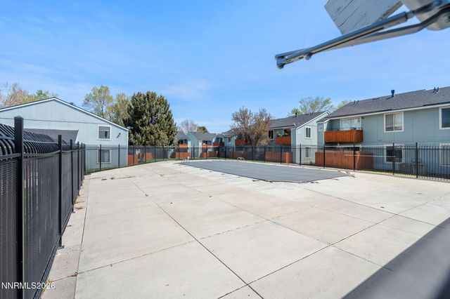 4604 Neil Road APT 164, Reno, NV 89502