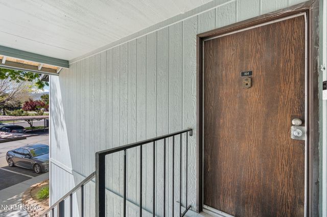 4604 Neil Road APT 164, Reno, NV 89502