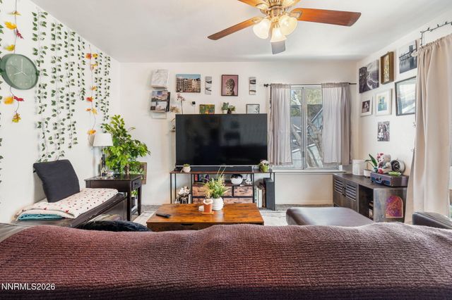 4604 Neil Road APT 164, Reno, NV 89502