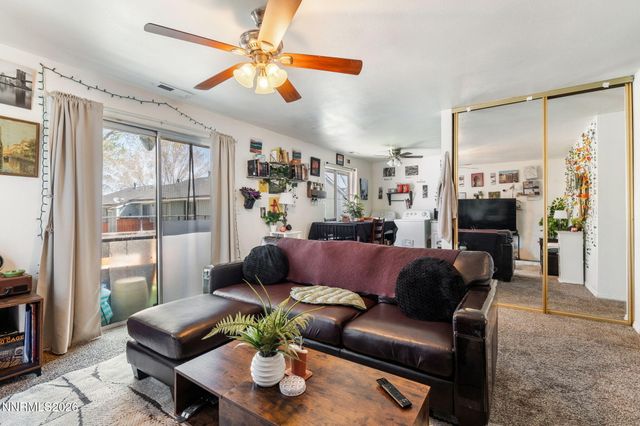4604 Neil Road APT 164, Reno, NV 89502