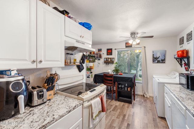 4604 Neil Road APT 164, Reno, NV 89502