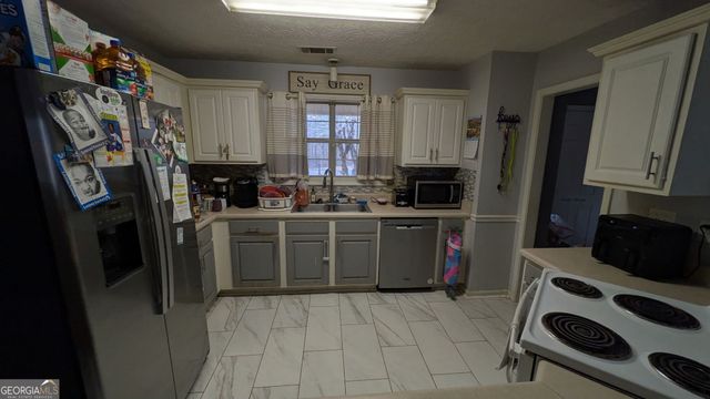 230 Overlook Drive, Covington, GA 30016