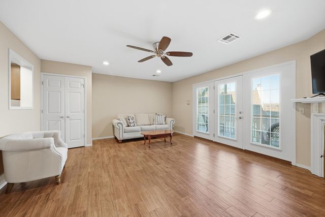 31990 S 624 Place H11, Grove, OK 74344