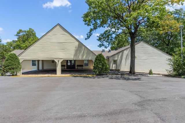 31990 S 624 Place H11, Grove, OK 74344