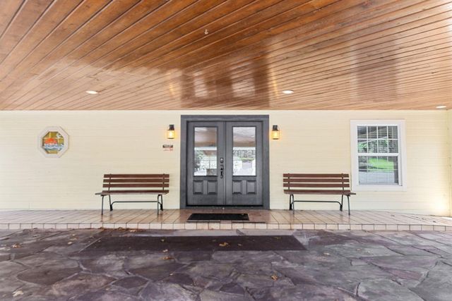 31990 S 624 Place H11, Grove, OK 74344