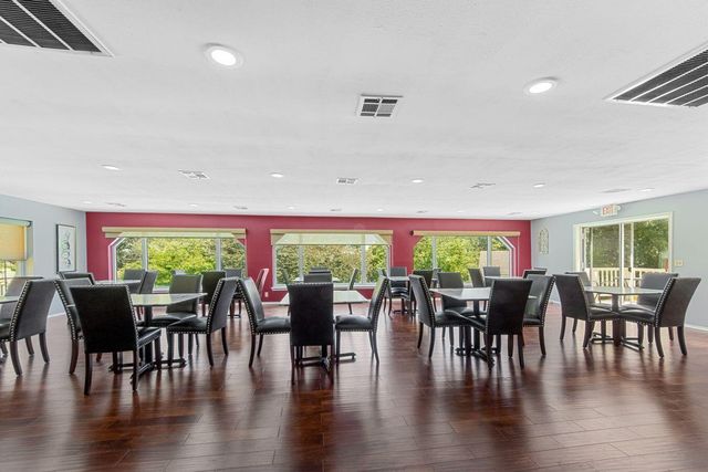 31990 S 624 Place H11, Grove, OK 74344