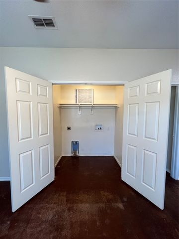 117 Sunburst Court, Weatherford, TX 76087