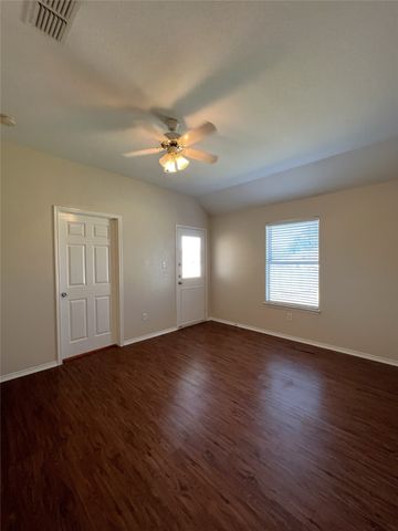 117 Sunburst Court, Weatherford, TX 76087