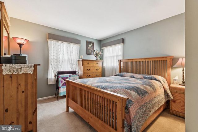 7041 PANORAMA CT, Warrenton, VA 20187