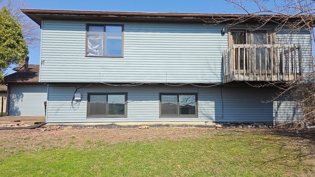 4951 Crest Court, Country Club Hills, IL 60478