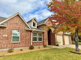 2721 Arabian Avenue, Denton, TX 76210